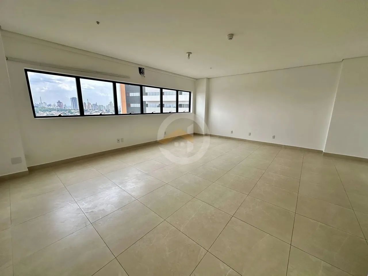 Sala Comercial em Vila Brasília Complemento, Aparecida de Goiânia/GO - Foto 4
