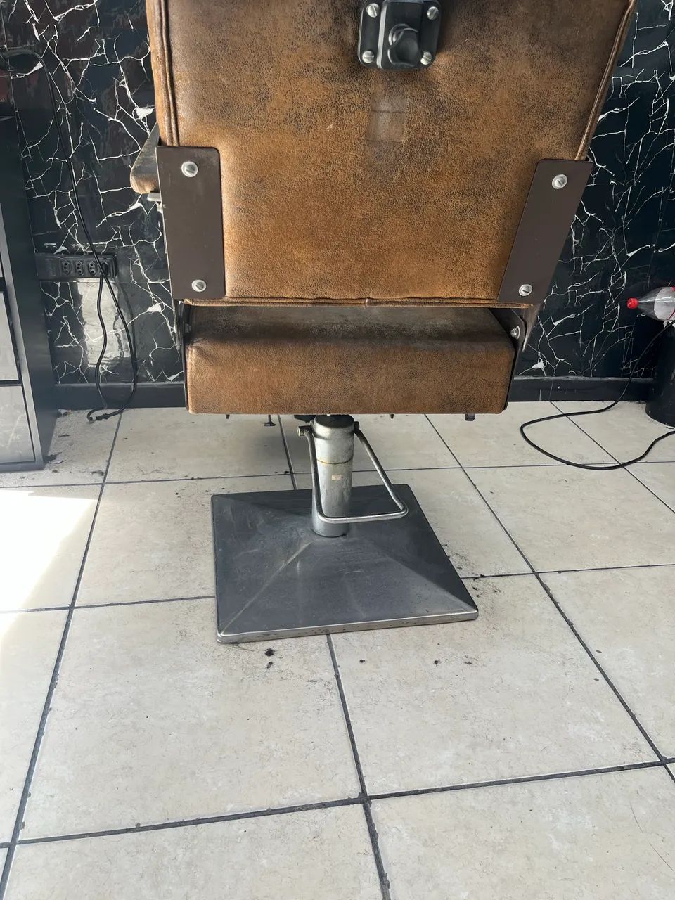 Cadeira para barbearia/salão  - Foto 2