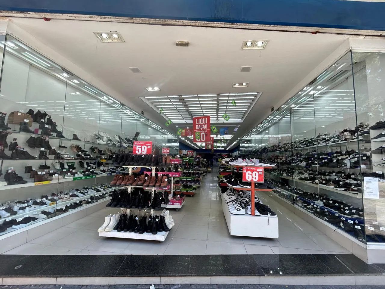 Loja na Rua Vinte e Cinco de Março, 501  545 m² - Foto 3