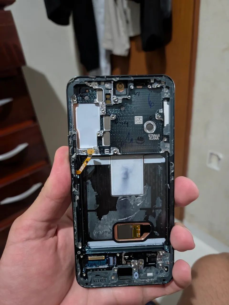 Tela de galaxy s22 com uma lista rosa - Foto 3