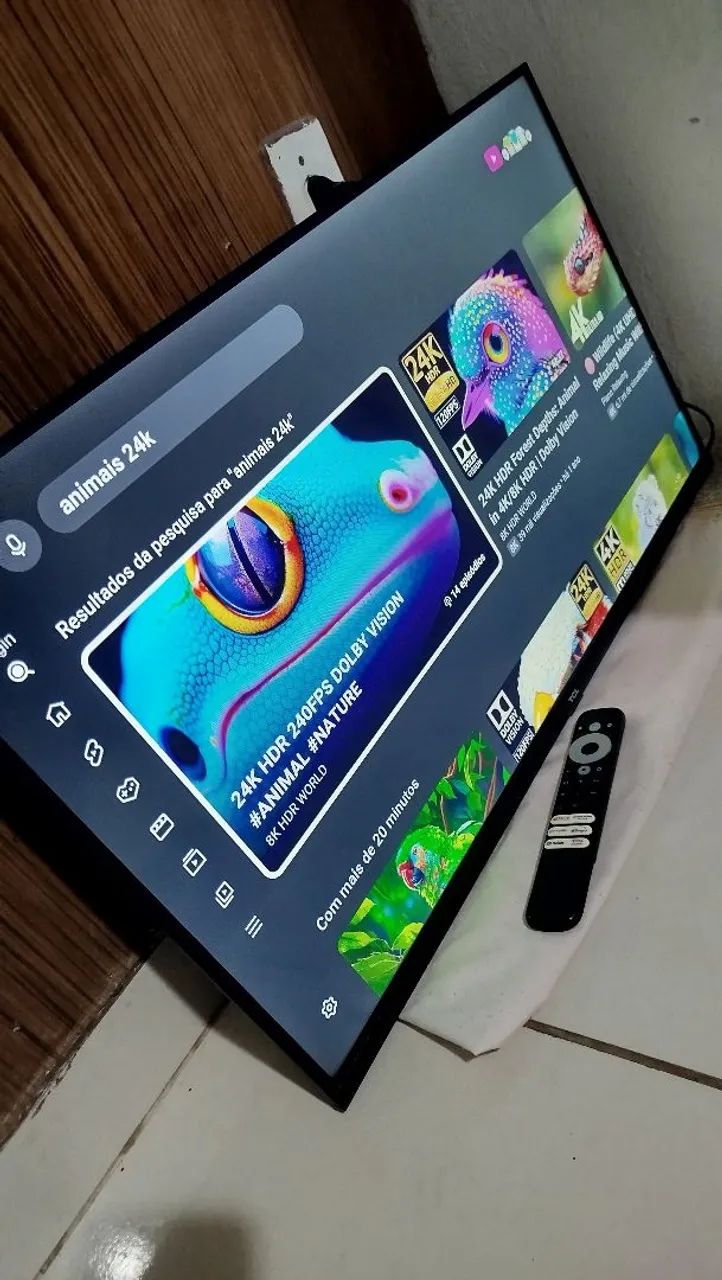 VENDO TV 43 SMART TOP COM COMANDO DE VOZ, COM A CAIXA , FUNCIONA PERFEITAMENTE!!!! - Foto 2