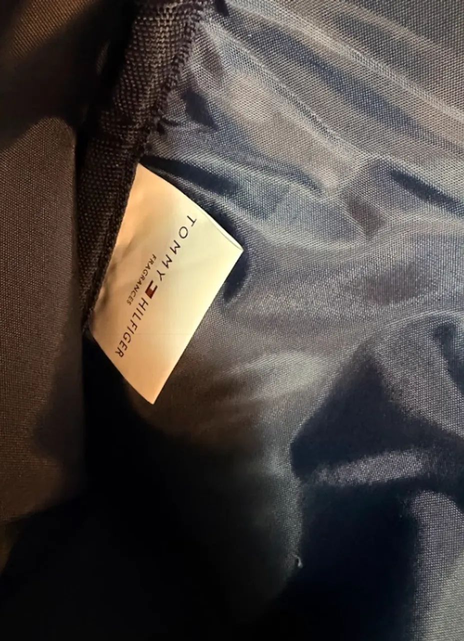 bolsa esportiva / mala de viagem, tommy hilfiger, azul, original, nova, NUNCA USADA! - Foto 4