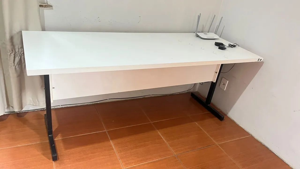 mesa 2.10 por 60 - Foto 2