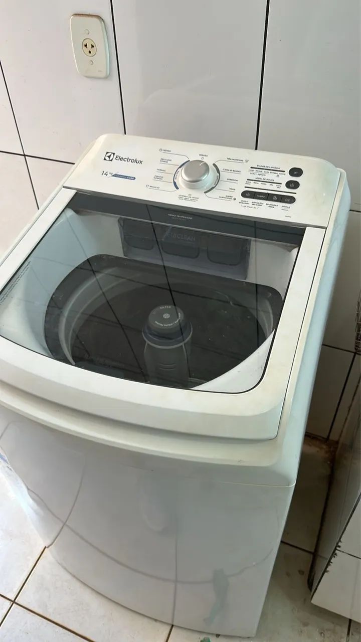 Máquina de lavar 14kg Eletrolux 
