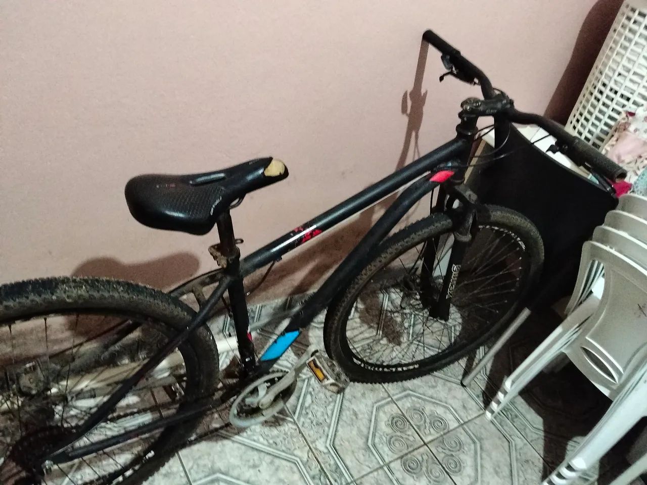 Vende se uma bicicleta 