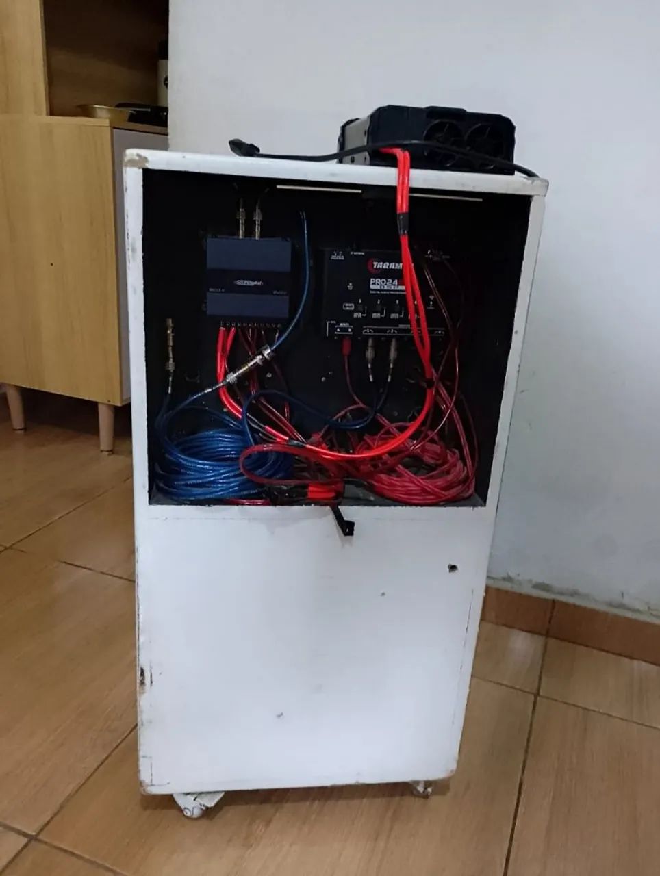 Caixa de som montada  - Foto 4