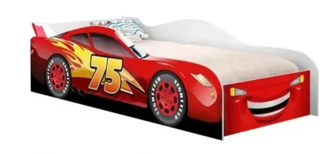 Cama infantil McQueen.