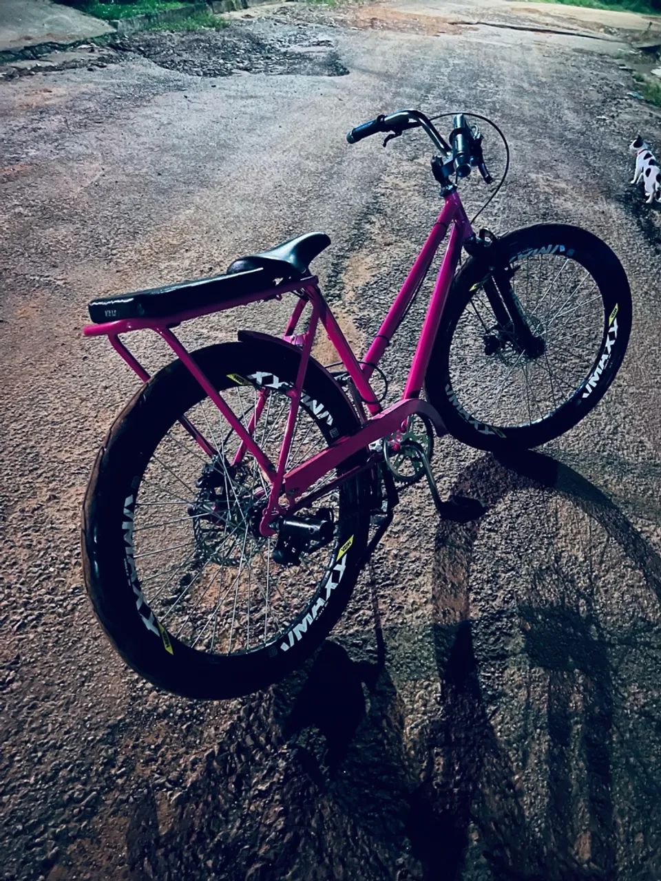 Vendo bicicleta zera tem nem 1 mês de uso 