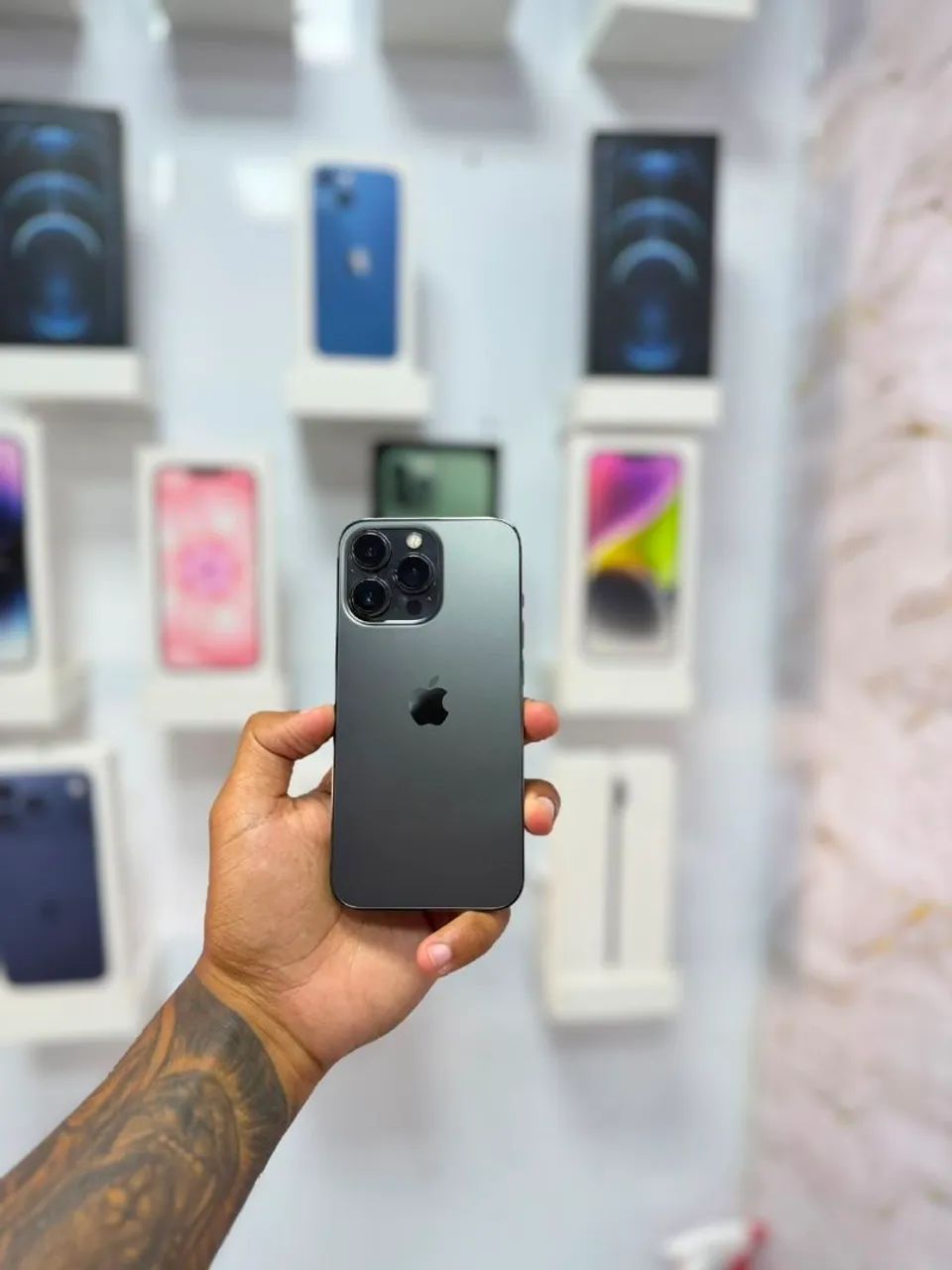 IPHONE 13 PRO MAX 128GB<br>R$ 3.099<br>PROMOÇÃO
