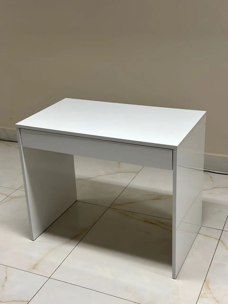 ESCRIVANINHA 91 CM DE LARGURA NOVA R$ 270,00 - Foto 3