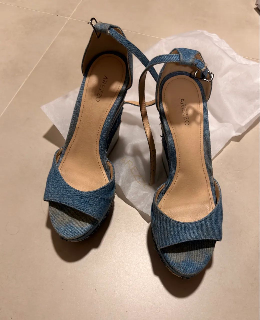 Sandália Plataforma Arezzo Ivy em Patchwork Jeans 38 - Foto 5