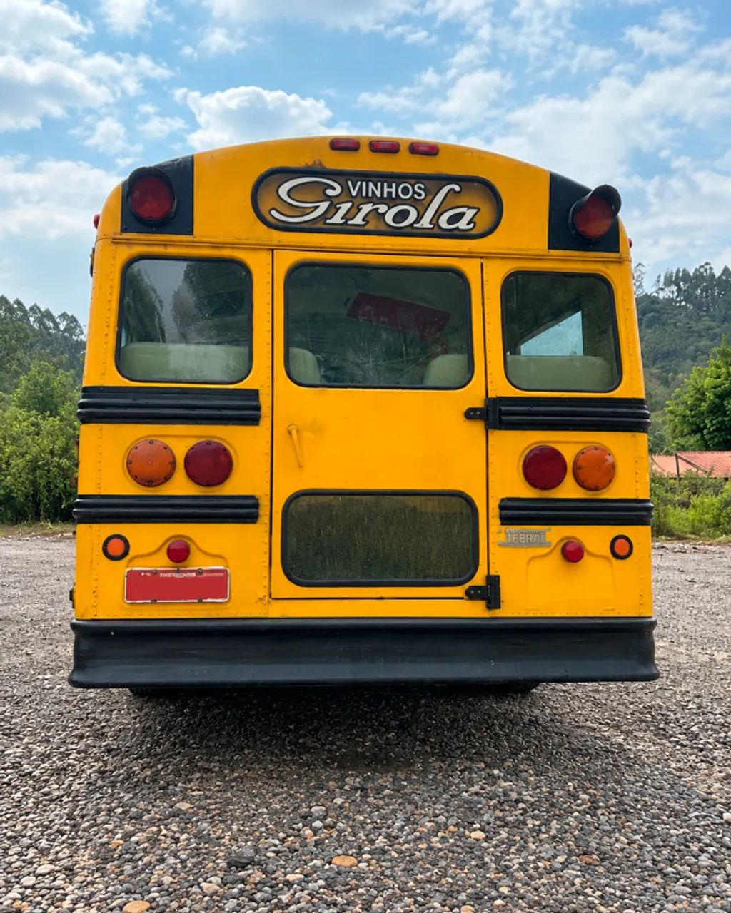 Ônibus Ford B700 - estilo school bus - Nova Trento/SC - Foto 5