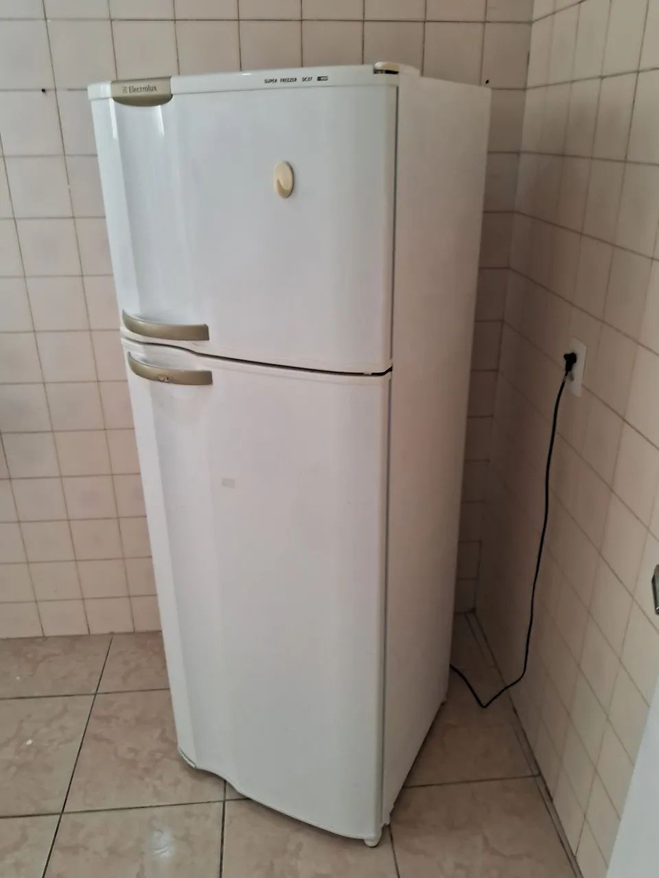 Geladeira Duplex DC37  Electrolux Branca - Foto 2