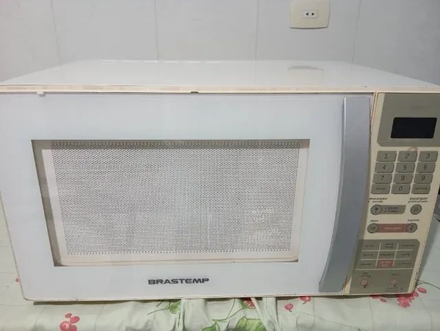 Microondas Brastemp usado em bom estado - Foto 3