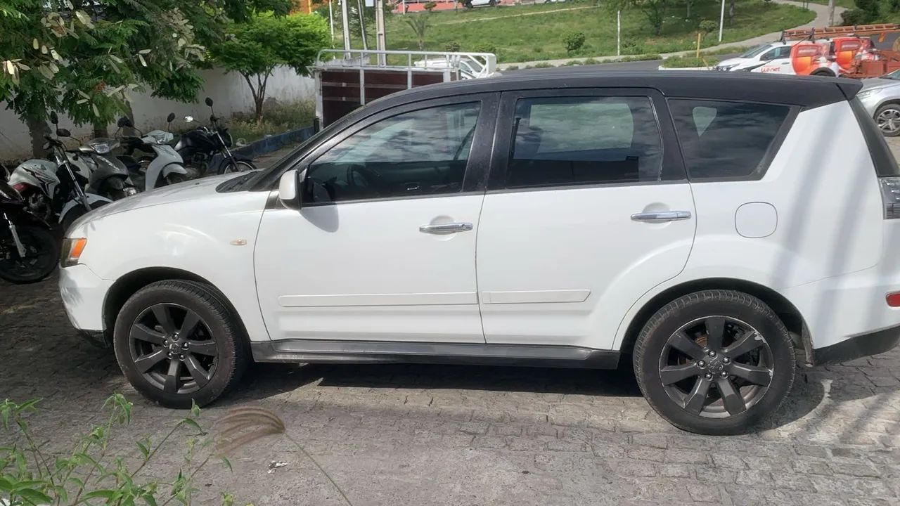 Mitsubishi Outlander OUTLANDER 2.4 16V 170CV AUT. 2011