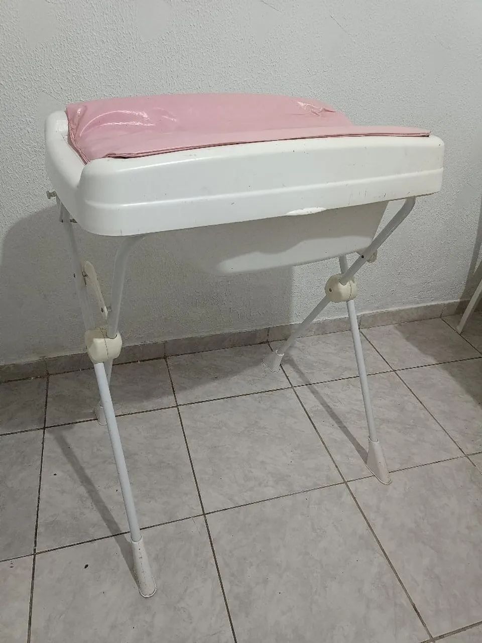 banheira rosa com trocador  - Foto 4