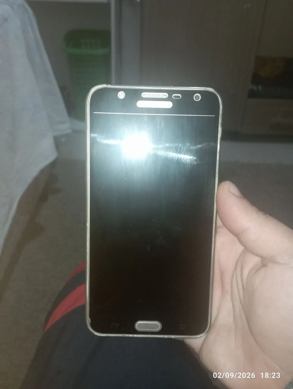 SAMSUNG J7