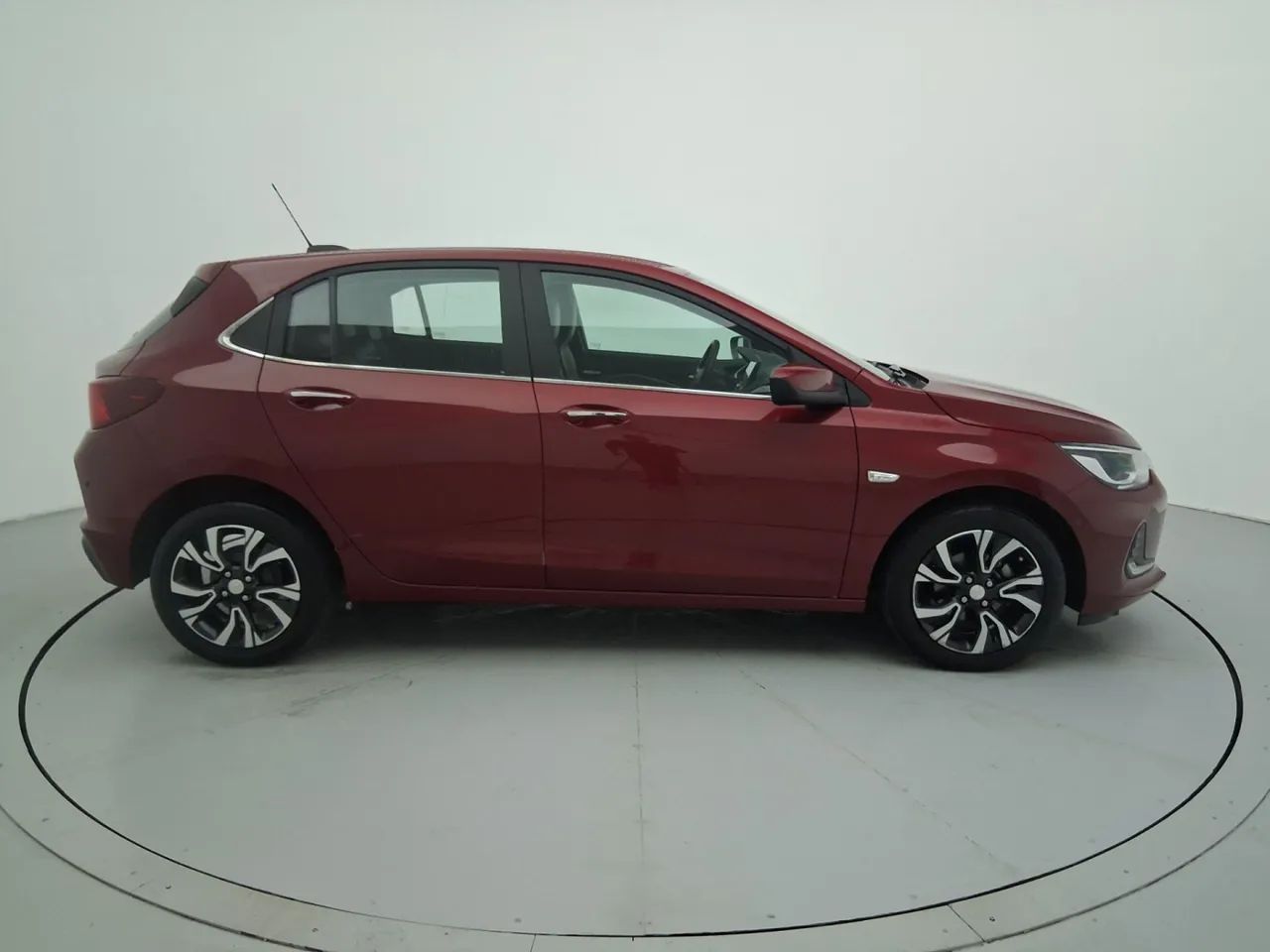 Chevrolet Onix Hatch Premier 1.0 12V TB Flex Aut. 4P, foto 6 de 18