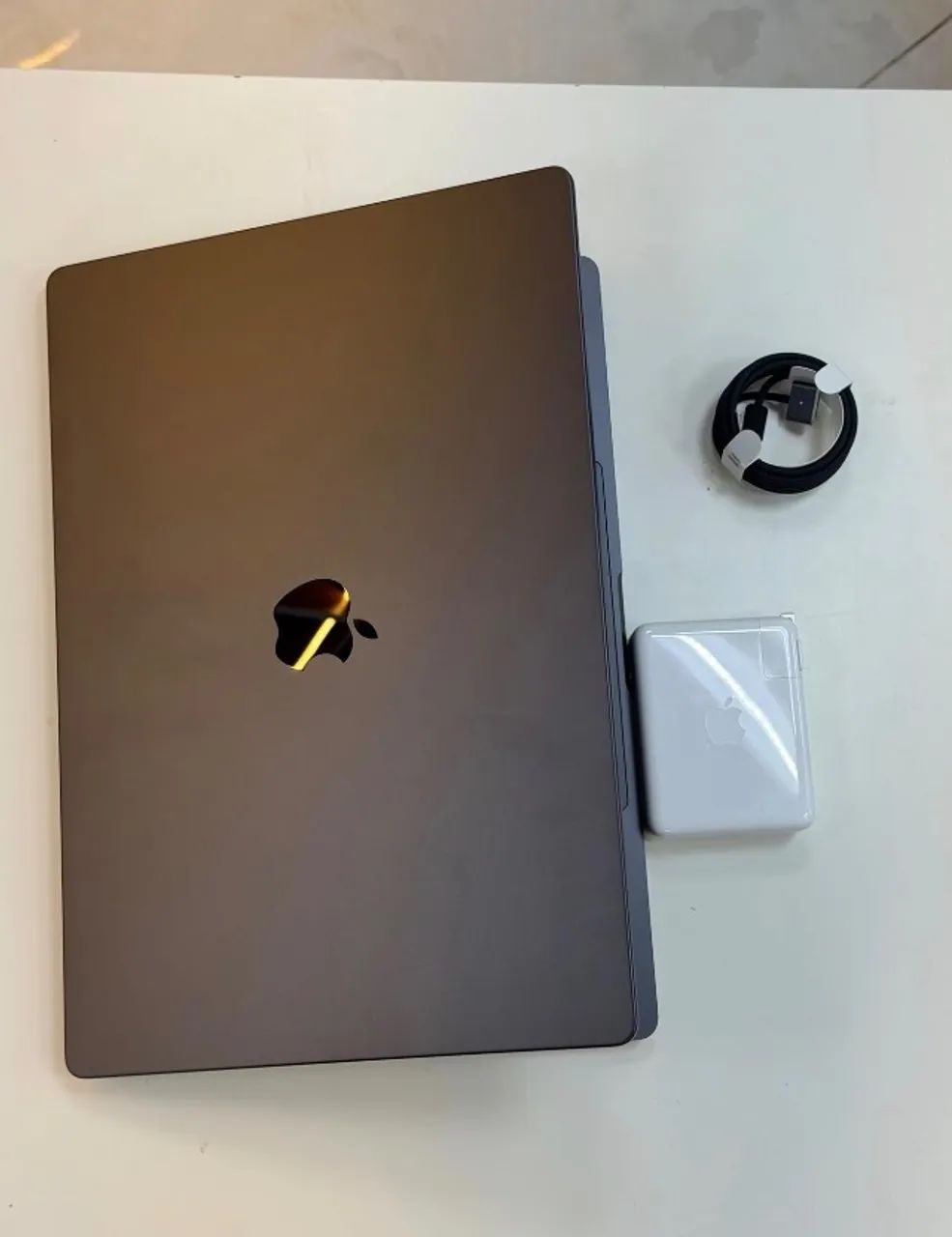 MACBOOK PRO 16-INCH. M4 PRO  - Foto 2