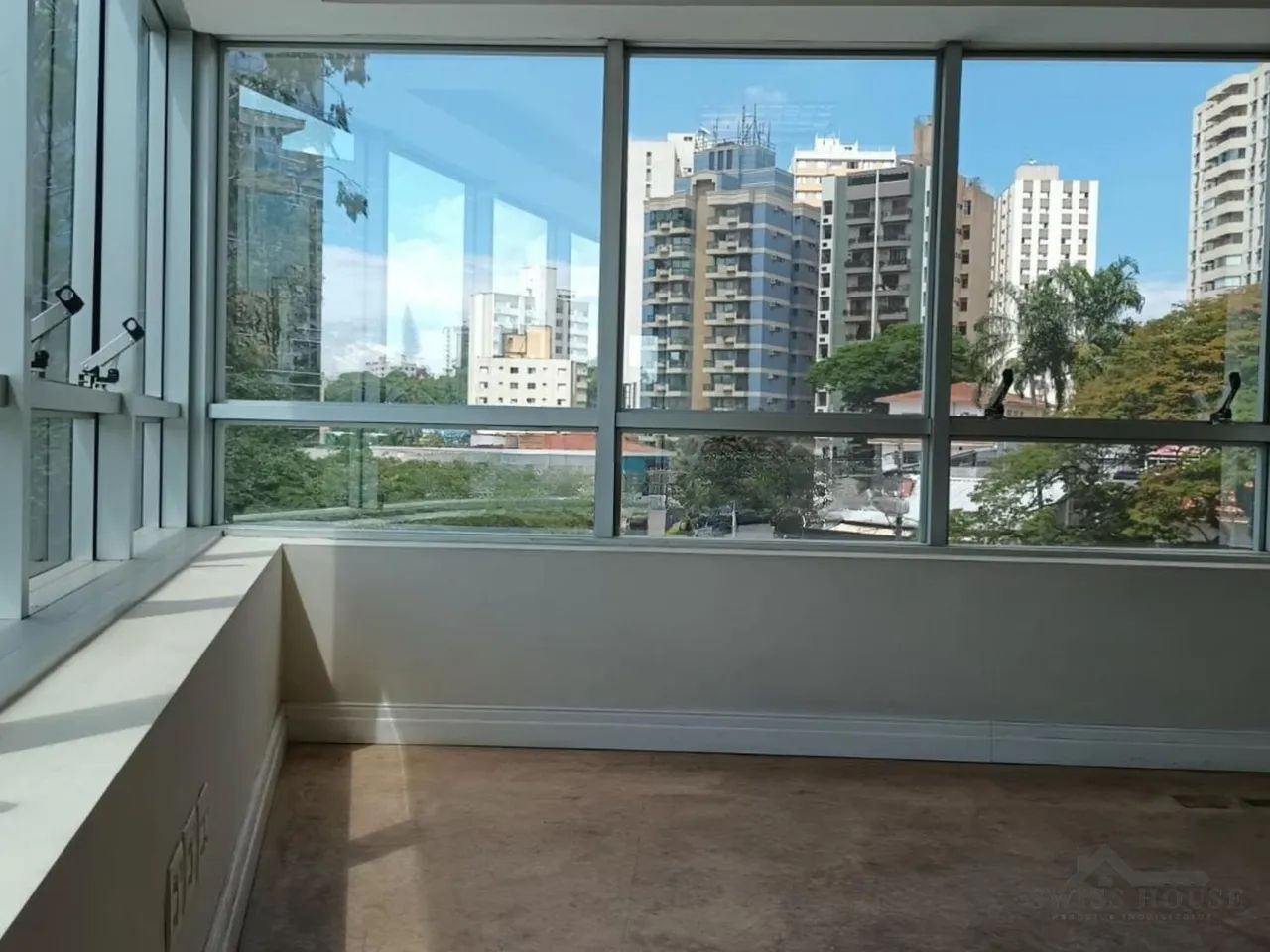 Sala a venda no Cambuí em Campinas/SP - Foto 2