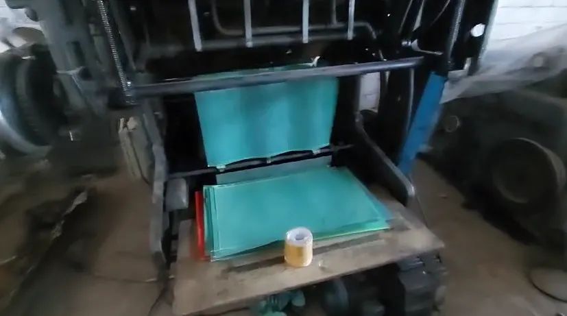 220 Corte e Vinco Automático Cilindrica Brevettata Formato 73 x 53 cm, Maquina Interior de - Foto 3