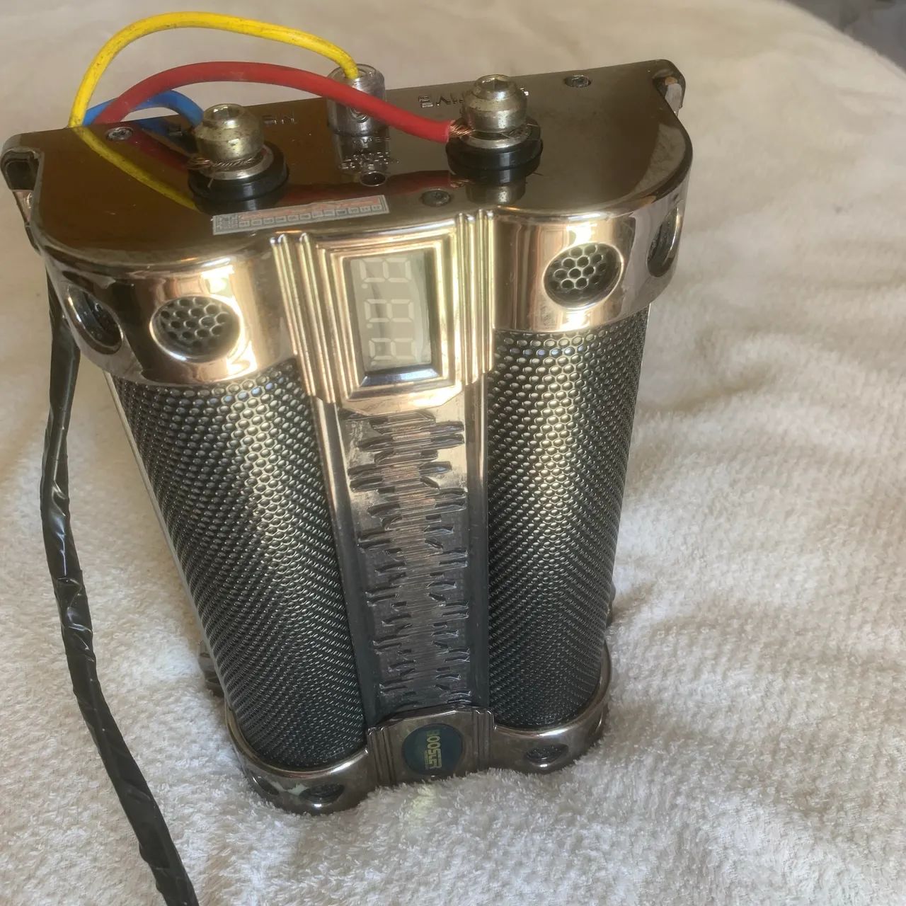 MEGA CAPACITOR BOSS AUDIO SYSTEMS CAP8-8 FARAD