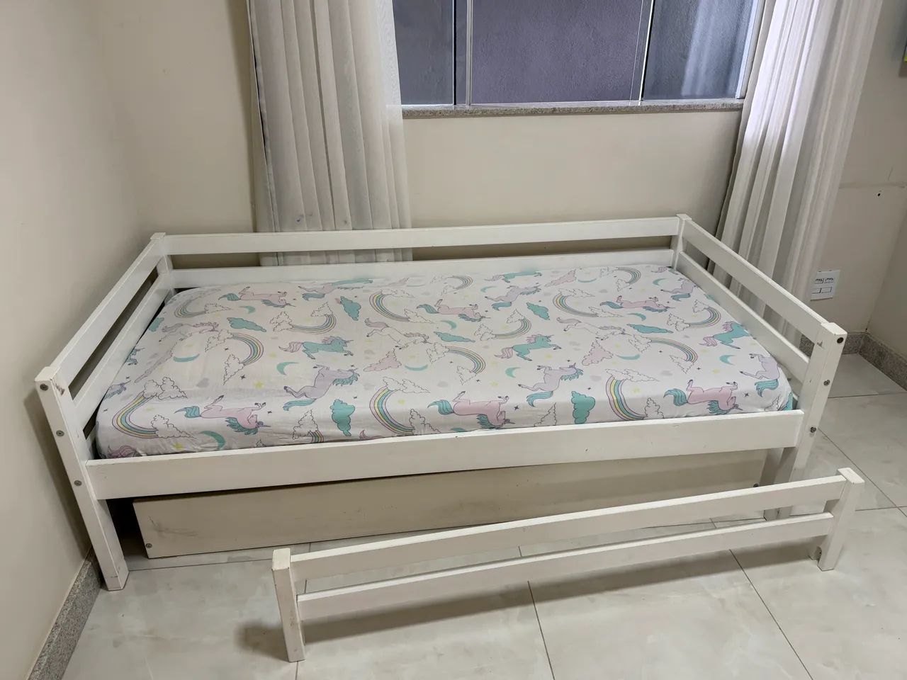 Cama solteiro com cama auxiliar (bicama) + colchões - MADEIRA MACIÇA - Foto 4