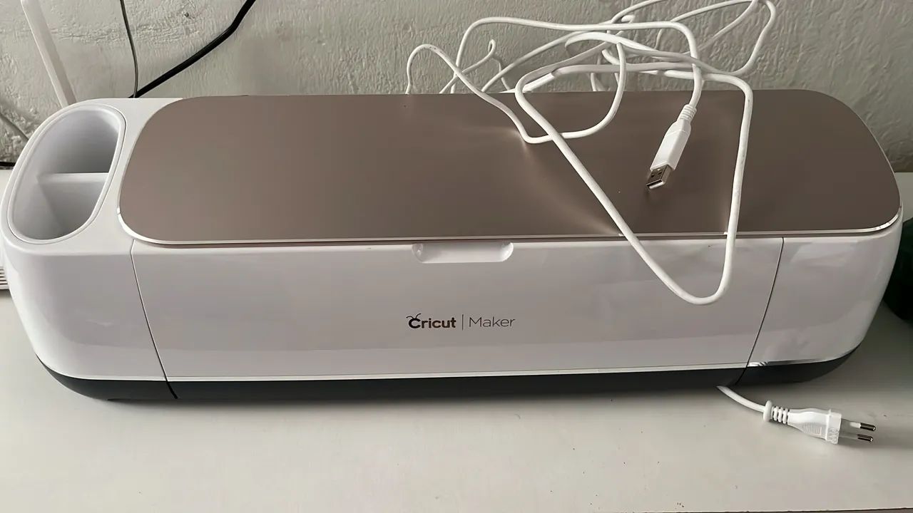 Máquina de corte Cricut Maker 
