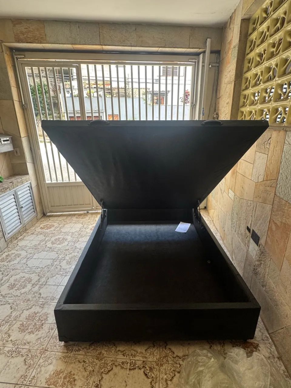 Cama box de casal com baú 
