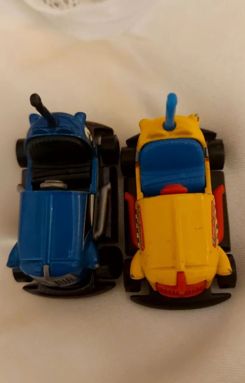  Hotwheels  Bate Bate, Four 1( 3 unidades) - Foto 2