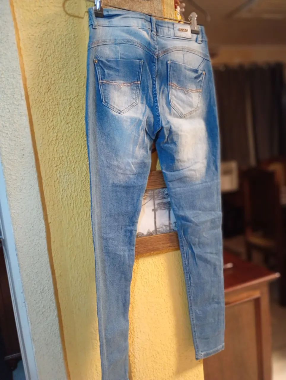 Calça jeans feminina com lycra e cós alto 40 - Foto 2