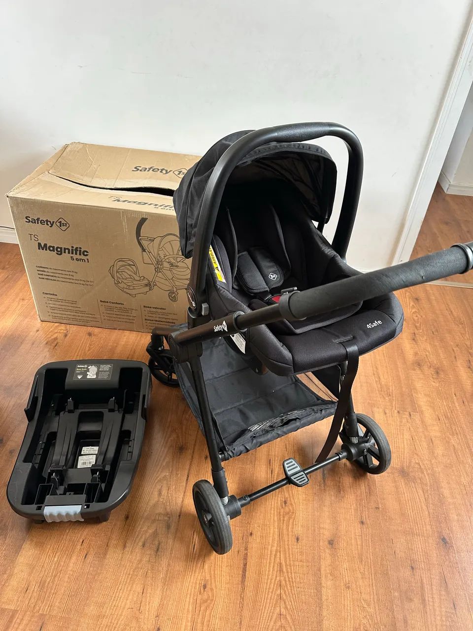 Carrinho com bebê conforto, base e moisés Safety  - Foto 2