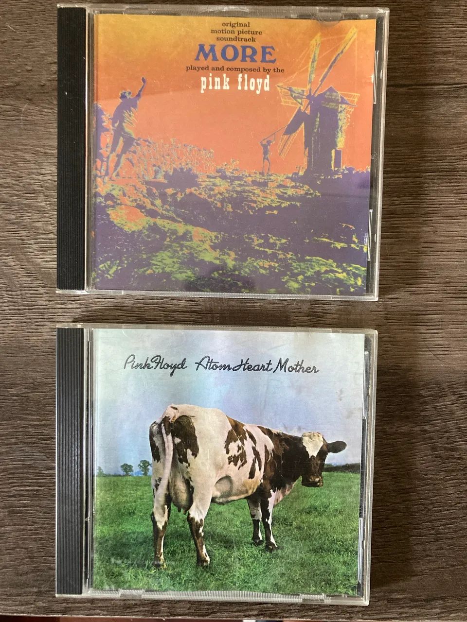 o: Lote 2 CDs Pink Floyd Importados - More + Atom Heart Mother