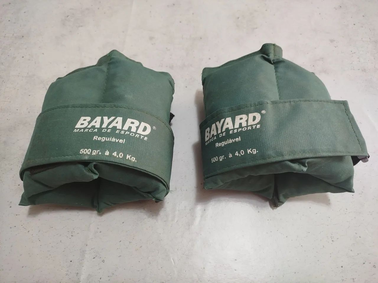 Par de Caneleiras / Tornozeleiras - 4 kg cada - Foto 4