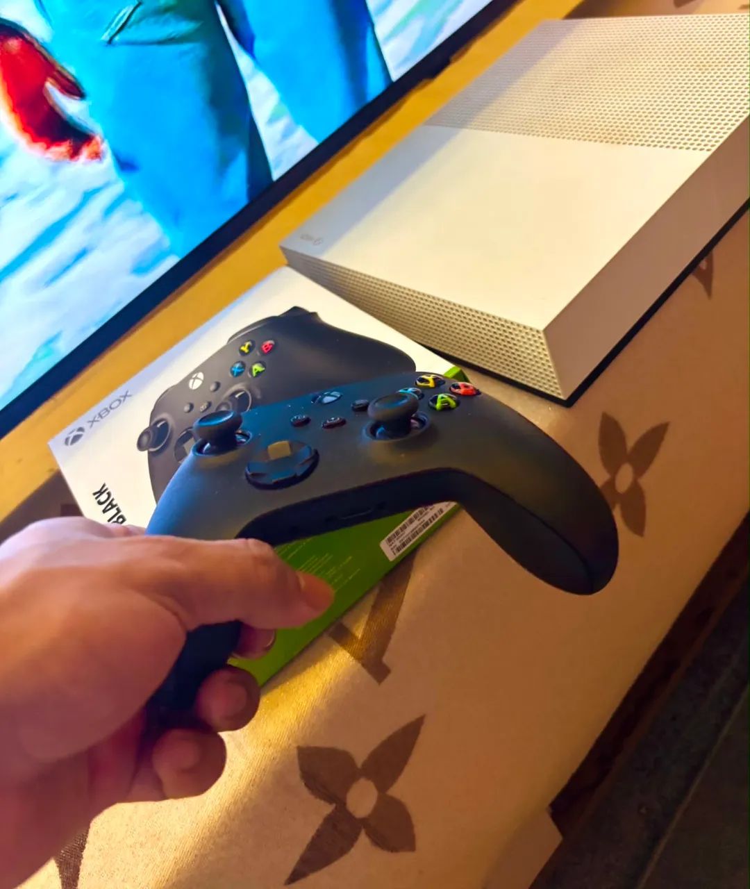 XBOX ONE 1T all digital  - Foto 2