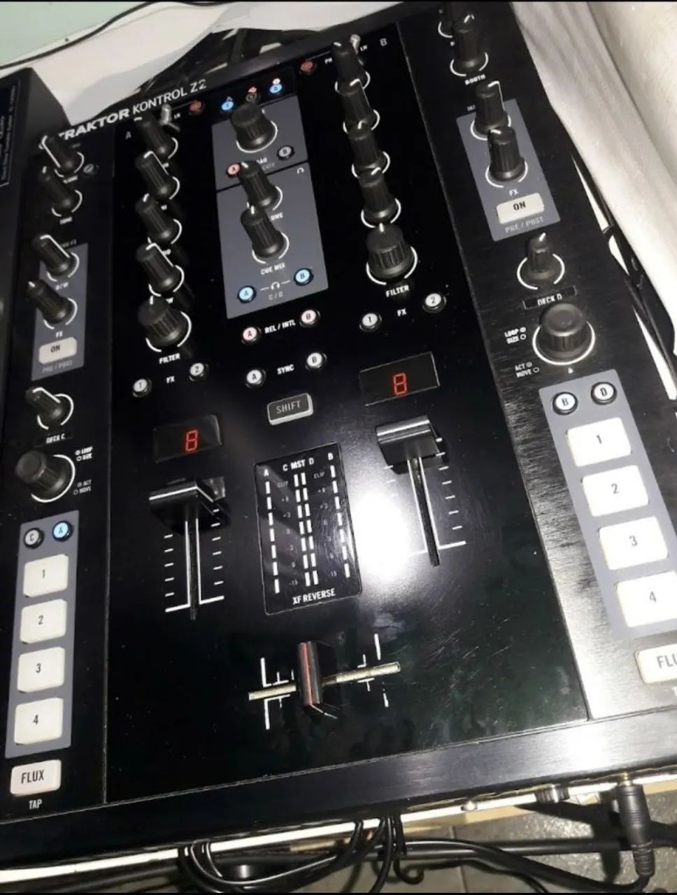 Mixer Traktor Z2 - Aparelhos de Som - Juscelino, Mesquita