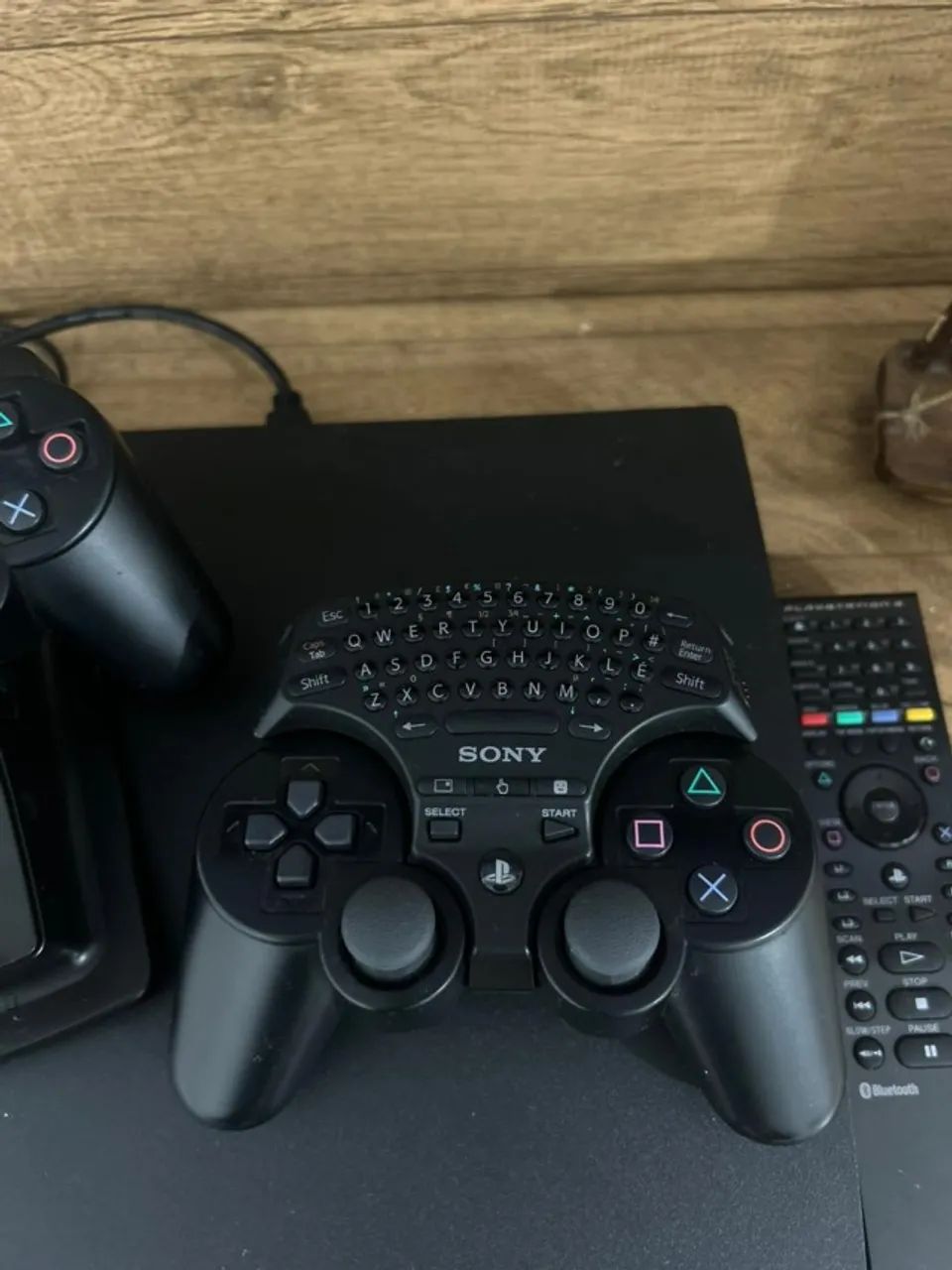 PS3 Semi-Novo - Aceito troca por Volante Logitech G29 - Foto 4