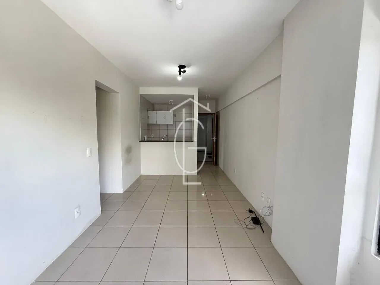 Excelente apartamento de 2 quartos no coração do Espinheiro - Foto 5