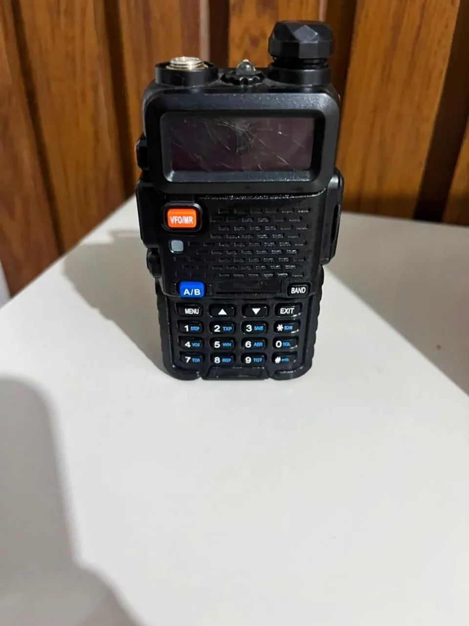 Rádio Baofeng com display danificado - Foto 4