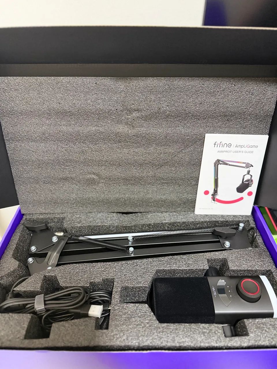 Microfone Fifine AM8 PROT USB e XLR Completo com Braço - Novo Lacrado? - Foto 4