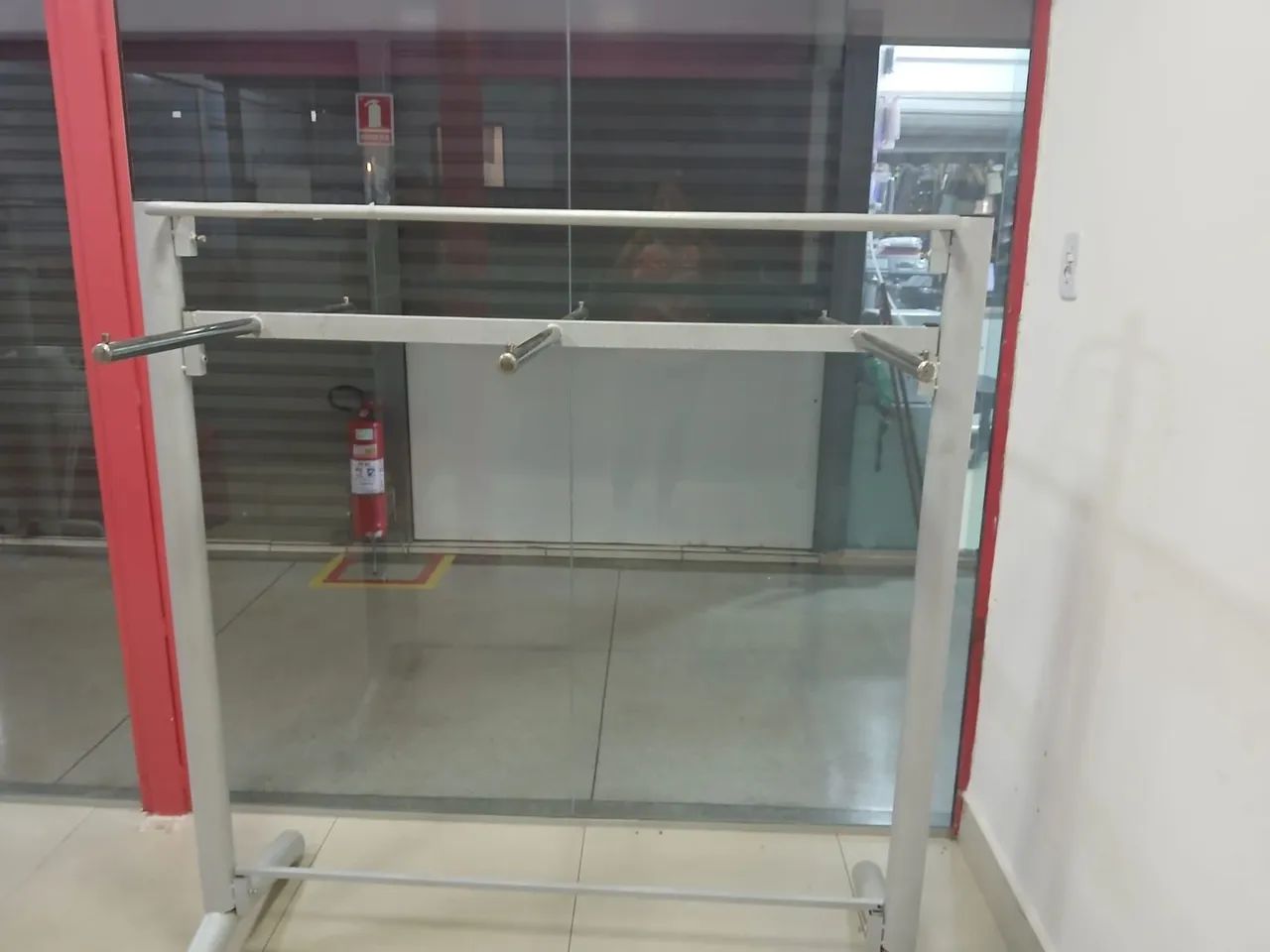 arara para loja de roupas  - Foto 2