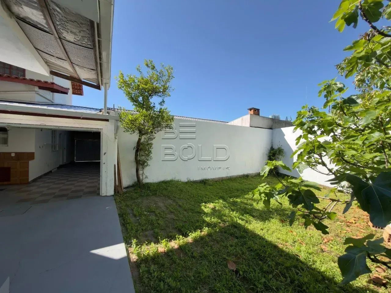 Casa com edícula e 3 dormitórios no Itaguaçu - Foto 3