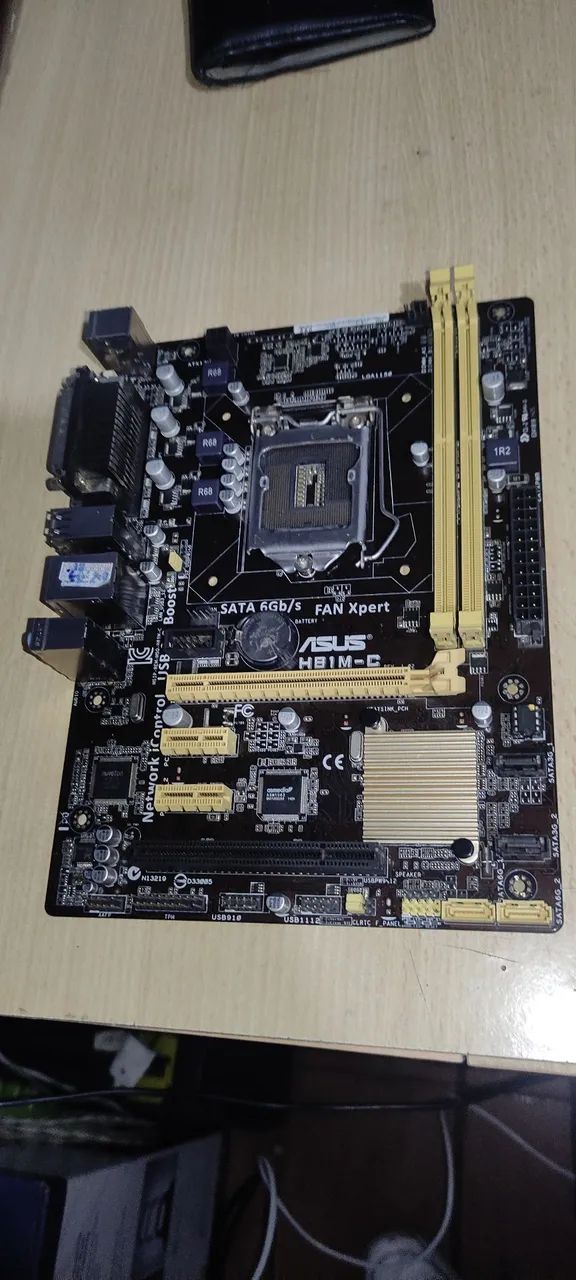 Placa mãe Asus H81M-C, 4ªG, 1150, funcionando perfeitamente