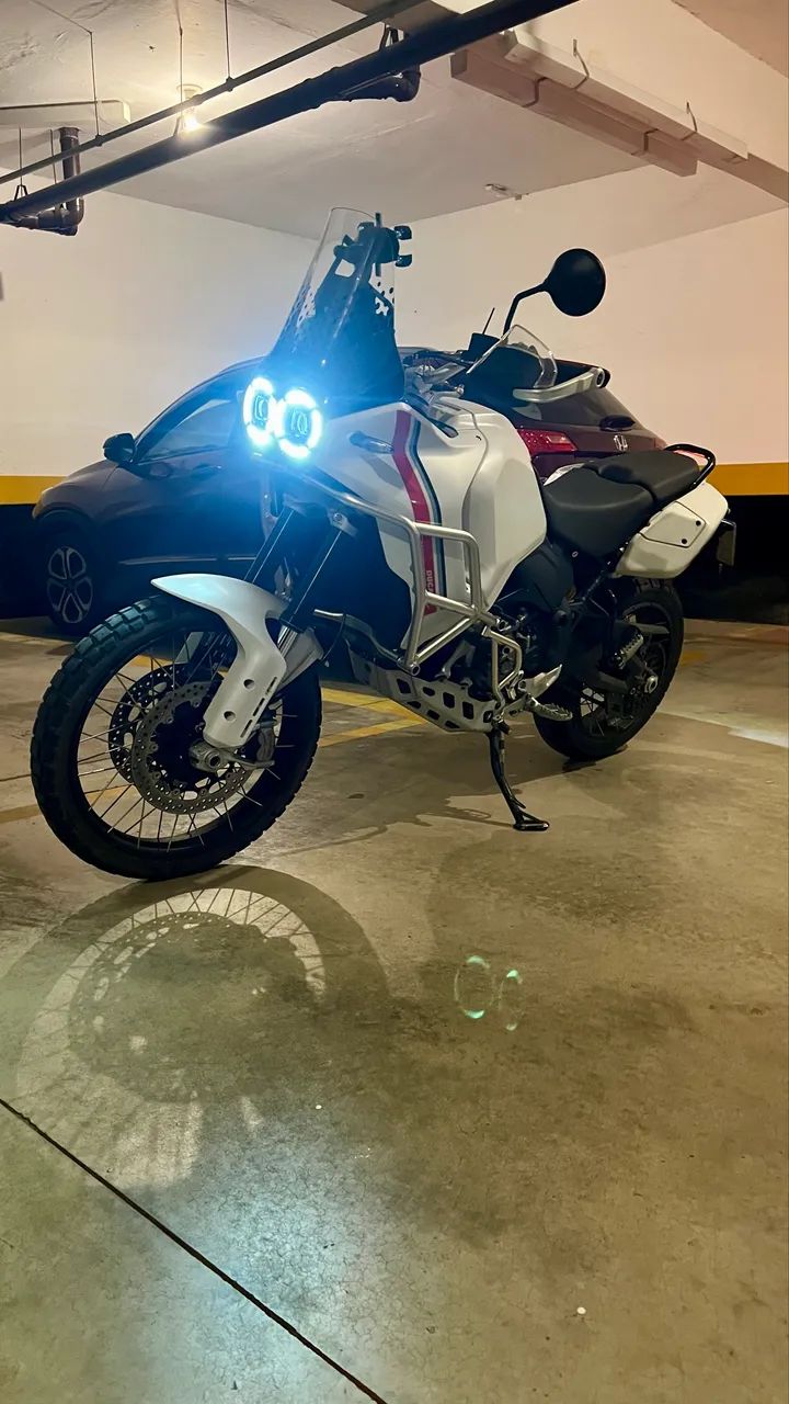 Ducati Desertx 