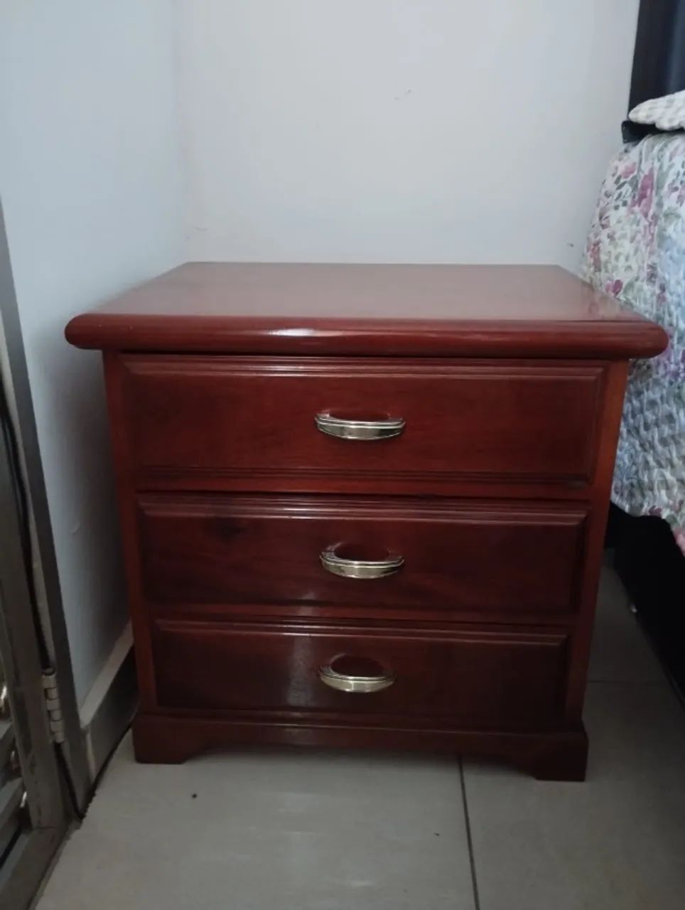 Mesa de cabeceira
