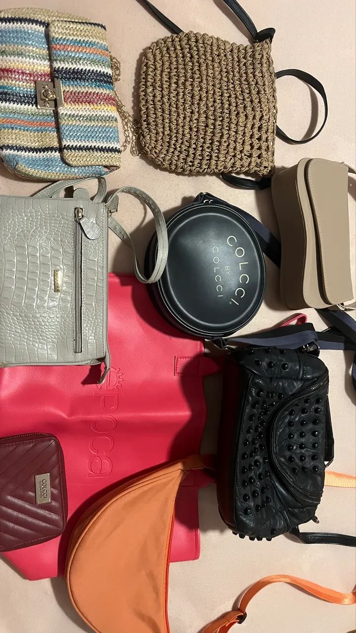8 bolsas e 1 carteira 