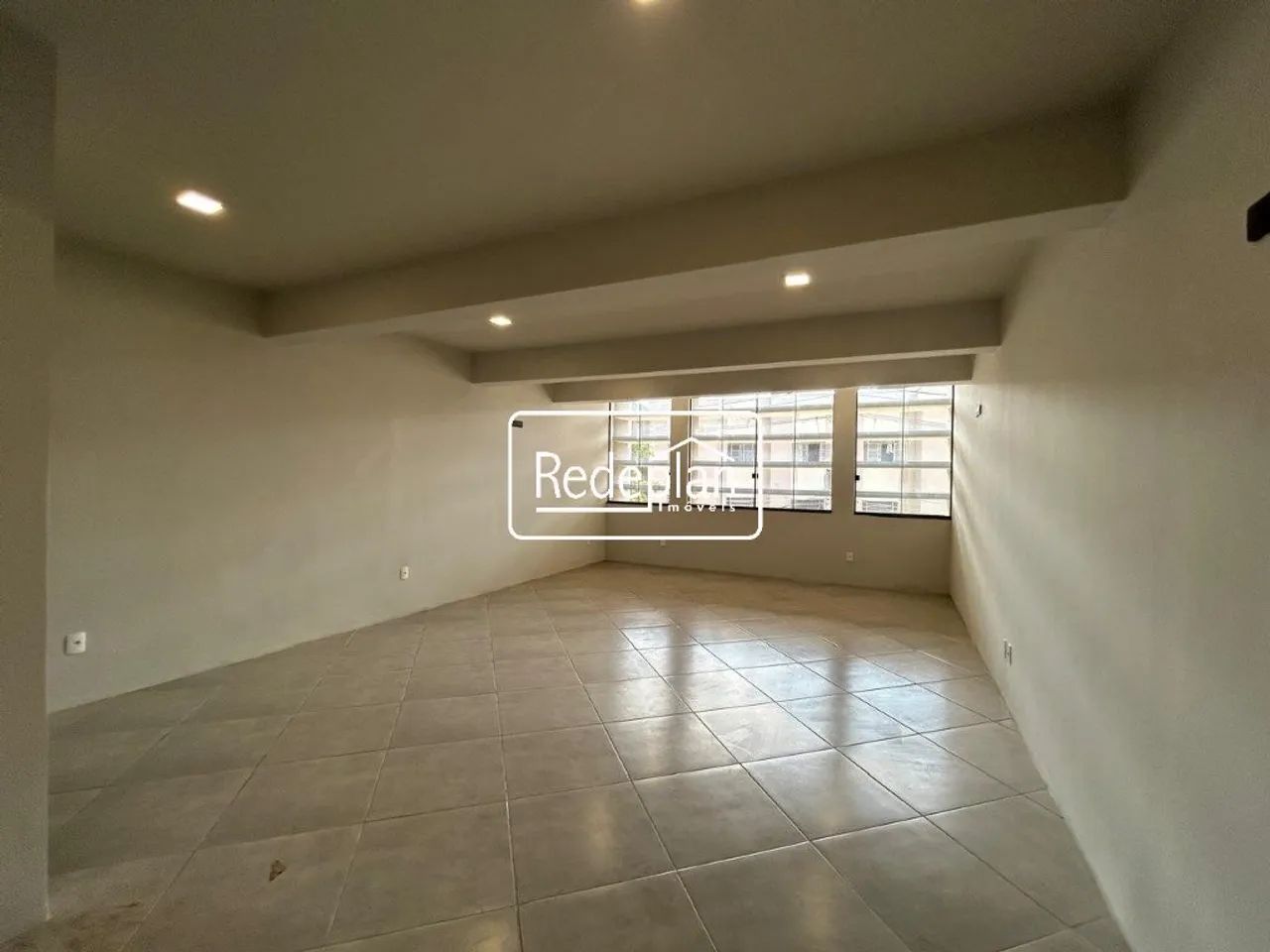 Sala Comercial no bairro Aterrado em Volta Redonda!