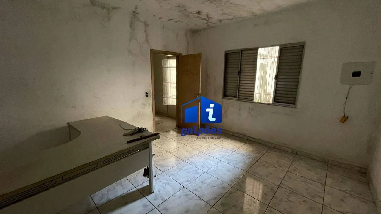Galpão Industrial com 240m² em Guarulhos - SP - Foto 4