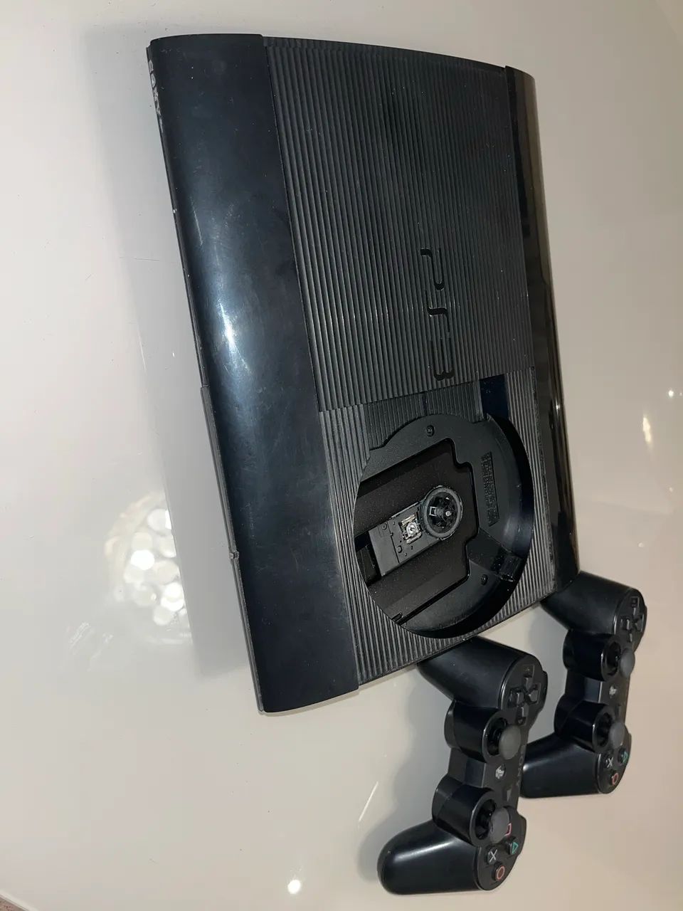 Ps3 super slim com 2 controles - Foto 2