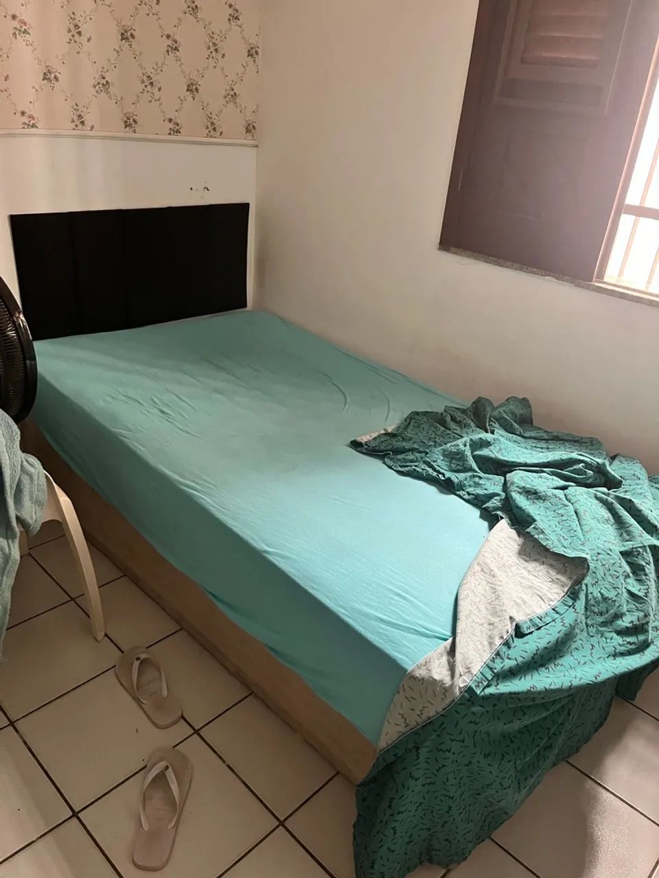Cama box solteirão 